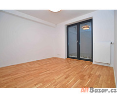 Pronájem rodinného domu 190 m², pozemek 285 m² Hillebrantova, Praha 5 - Košíře