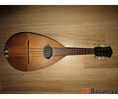 Starožitná mandolína tok 1910 viz foto.