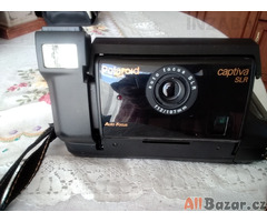 starý fotoaparát Polaroid Captiva SLR auto Focus