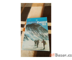 Everest 82