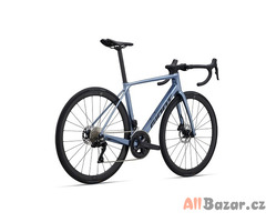 2025 Giant TCR Advanced 0 Di2 Road Bike (GUN2BIKESHOP)