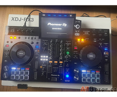 Pioneer CDJ-3000 Player | Pioneer DJM-A9 DJ Mixer | Pioneer DJM-V10-LF DJ Mixer